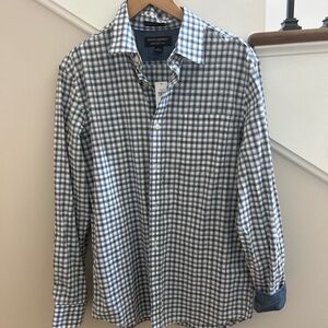 Gorgeous, Crisp Fall Shirt